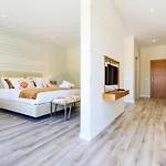 Campo Do Rosmaninho Hotel 4*